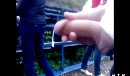 无聊的荡妇亚历克西斯暨在她的阴户